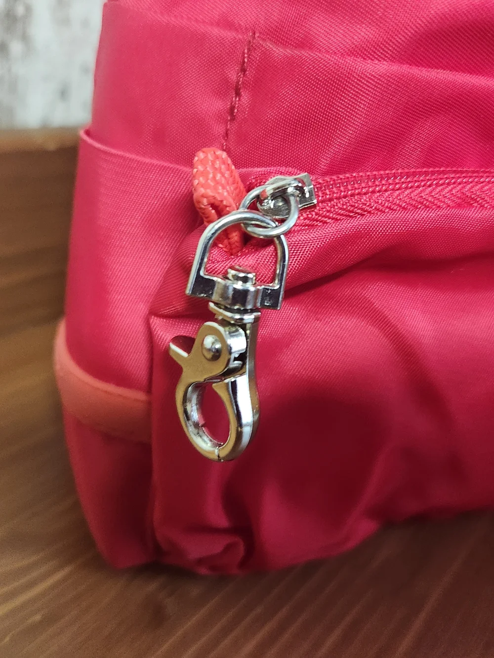 Tintamar France VIP One Makeup Bag Organizer Waterproof Nylon Red Drawstring